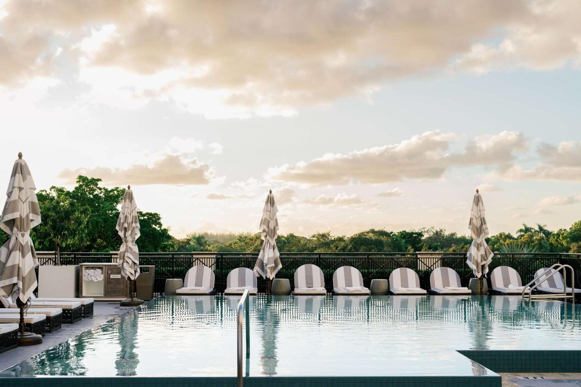 Thesis Hotel Miami Coral Gables, Curio Collection By Hilton Luaran gambar